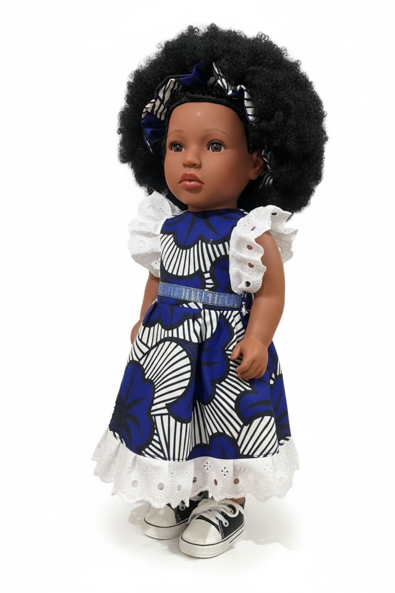 Poupée noire IMANI – cheveux afro – robe wax – 45 cm