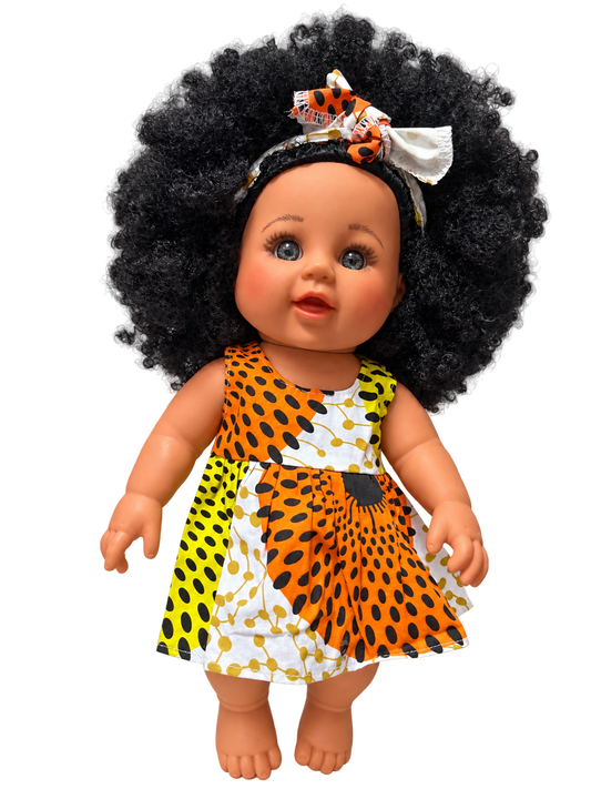 NZINGA JR – Poupée Noire 30 cm | Cheveux Crépus Afro + Robe Blanche à Motifs