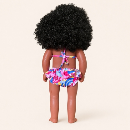 Poupée noire Nia 45 cm aux cheveux bouclés – Poupée métisse avec maillot coloré