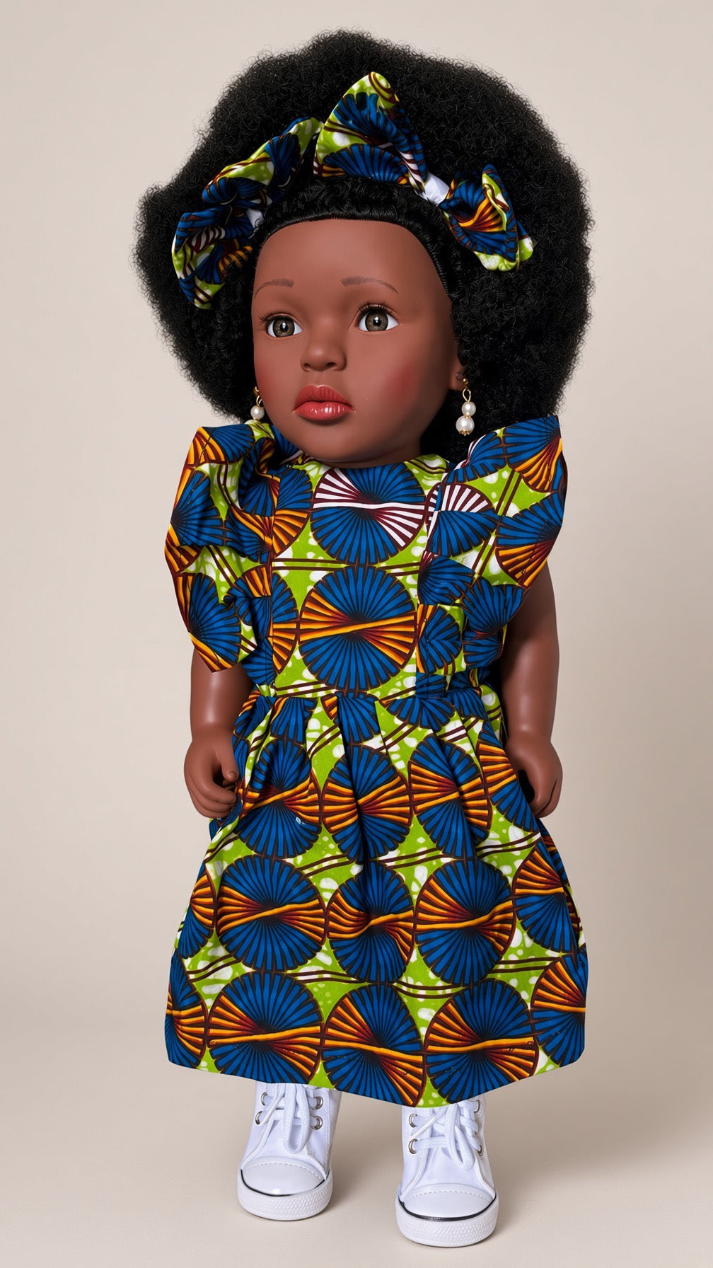 NIASI – Poupée Africaine 45 cm | Cheveux Crépus Afro + Robe Wax